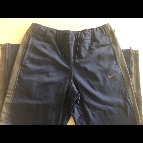 Nike Women’s Therma-Fit Training Pants - Picture 2 of 5